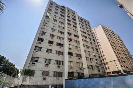 Apartamento à venda com 157m², 4 quartos e 3 vagasFachada