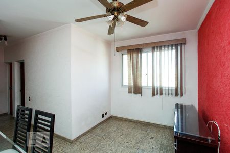 Sala de apartamento para alugar com 2 quartos, 60m² em Picanço, Guarulhos