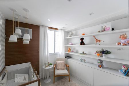 Quarto de apartamento para alugar com 2 quartos, 70m² em Recreio dos Bandeirantes, Rio de Janeiro