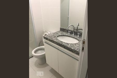 Studio para alugar com 26m², 1 quarto e sem vaga Studio para alugar com 26m², 1 quarto e sem vagaBanheiro