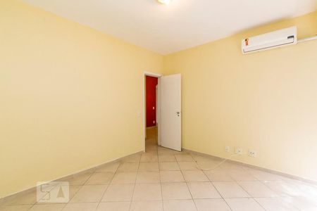 Apartamento à venda com 57m², 1 quarto e 1 vagaQuarto