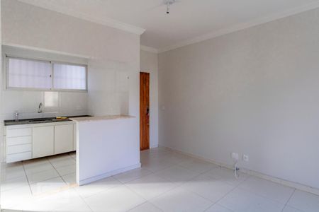 Sala de apartamento à venda com 2 quartos, 65m² em Colégio Batista, Belo Horizonte
