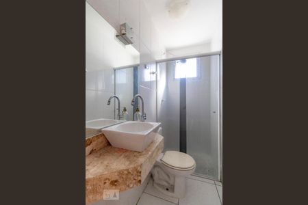 Apartamento à venda com 65m², 2 quartos e 2 vagasBanheiro da Suíte