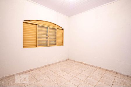 Casa para alugar com 2 quartos, 160m² em Taguatinga Norte (taguatinga), Brasília