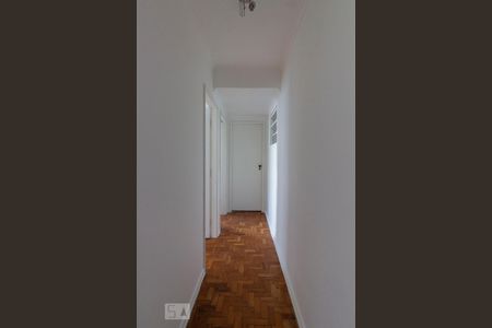 Corredor de apartamento para alugar com 2 quartos, 68m² em Bela Vista, São Paulo