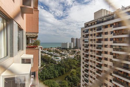 Apartamento à venda com 80m², 2 quartos e 1 vaga Apartamento à venda com 80m², 2 quartos e 1 vagaVista Varanda