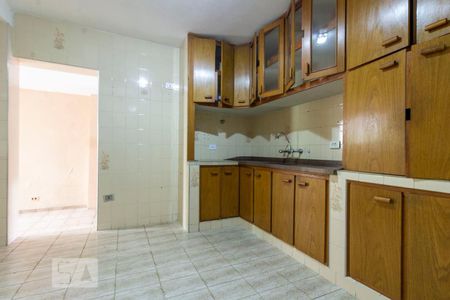 Casa à venda com 210m², 3 quartos e 2 vagas Casa à venda com 210m², 3 quartos e 2 vagasCozinha