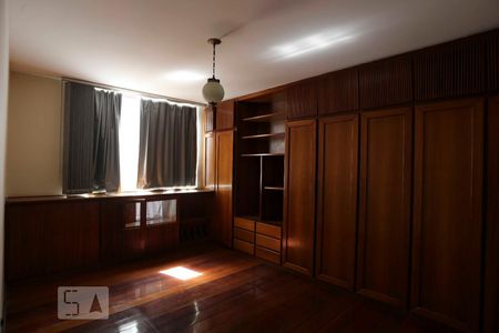 quarto 2 de apartamento para alugar com 3 quartos, 200m² em Icaraí, Niterói
