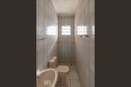 Banheiro de kitnet/studio para alugar com 1 quarto, 38m² em Vila Buenos Aires, São Paulo