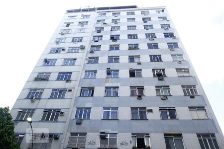 Fachada do Prédio de kitnet/studio para alugar com 1 quarto, 27m² em Centro, Rio de Janeiro