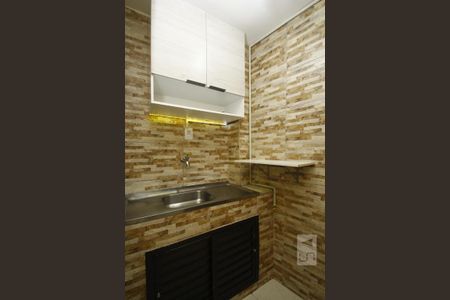 Cozinha de kitnet/studio para alugar com 1 quarto, 27m² em Centro, Rio de Janeiro