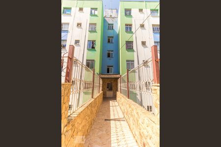 Apartamento à venda com 48m², 2 quartos e 1 vaga Apartamento à venda com 48m², 2 quartos e 1 vagaFachada