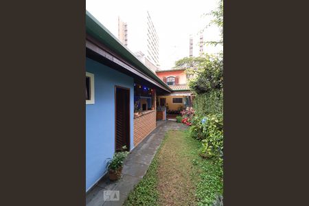 Casa à venda com 135m², 2 quartos e 2 vagas Casa à venda com 135m², 2 quartos e 2 vagasQuintal Edícula