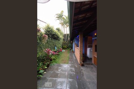 Casa à venda com 135m², 2 quartos e 2 vagas Casa à venda com 135m², 2 quartos e 2 vagasQuintal