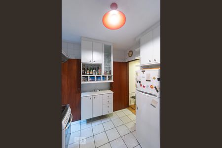 Casa à venda com 135m², 2 quartos e 2 vagas Casa à venda com 135m², 2 quartos e 2 vagasCozinha