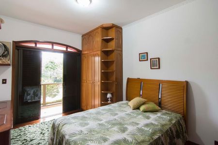 Casa à venda com 500m², 5 quartos e 6 vagasSuíte 4