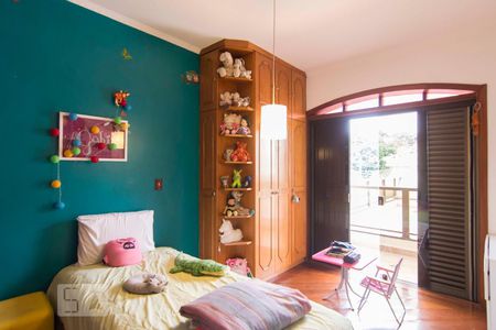 Casa à venda com 500m², 5 quartos e 6 vagasSuíte 3