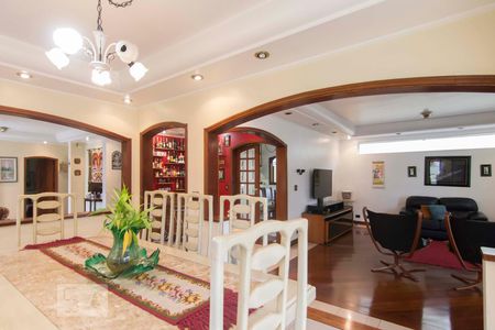 Casa à venda com 500m², 5 quartos e 6 vagasSala