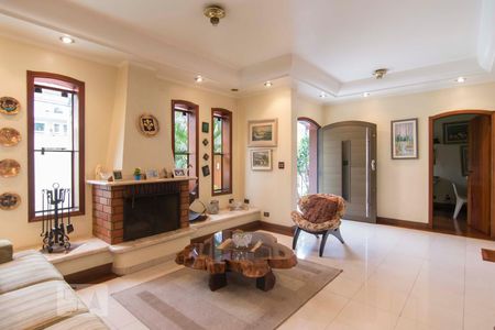 Casa à venda com 500m², 5 quartos e 6 vagasSala