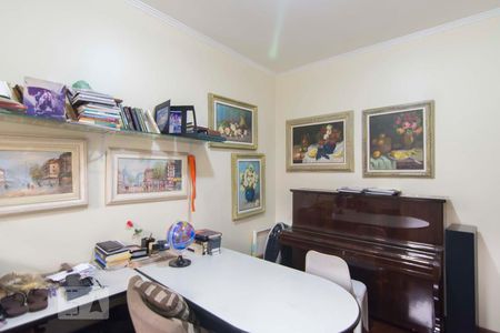 Casa à venda com 500m², 5 quartos e 6 vagasQuarto