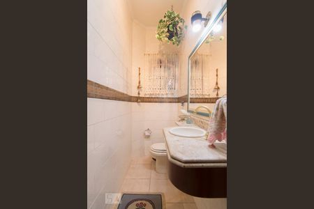 Casa à venda com 500m², 5 quartos e 6 vagasLavabo