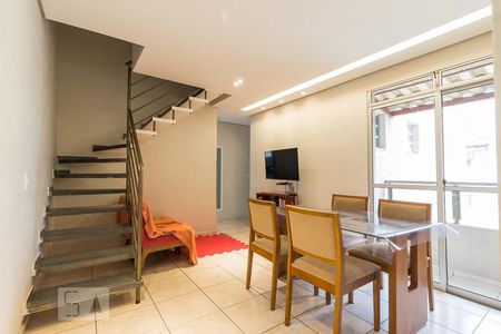 Apartamento para alugar com 114m², 3 quartos e 2 vagasCopa