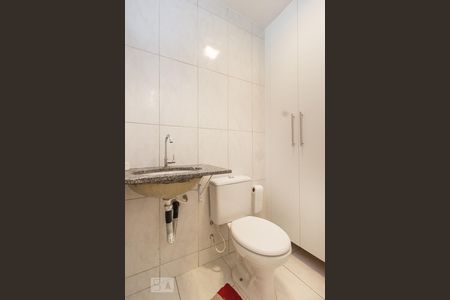 Apartamento para alugar com 114m², 3 quartos e 2 vagasBanheiro