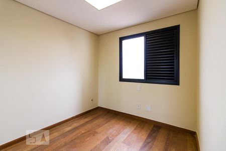 Apartamento à venda com 90m², 3 quartos e 2 vagas Apartamento à venda com 90m², 3 quartos e 2 vagasQuarto 2 Suíte