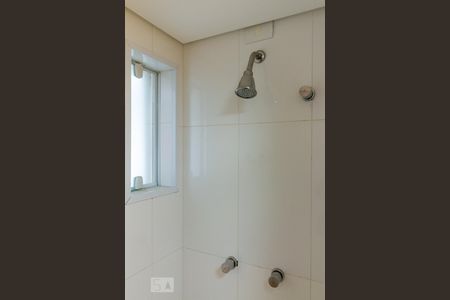 Apartamento à venda com 90m², 3 quartos e 2 vagas Apartamento à venda com 90m², 3 quartos e 2 vagasChuveiro do Banheiro Social