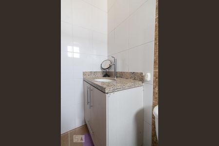 Casa de condomínio à venda com 65m², 2 quartos e 1 vagaBanheiro do quarto 1