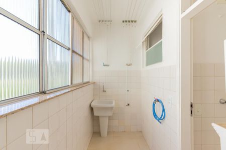 Apartamento à venda com 70m², 2 quartos e 1 vagaÁrea de serviço