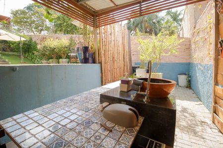 Casa à venda com 220m², 1 quarto e 1 vagaChurrasqueira