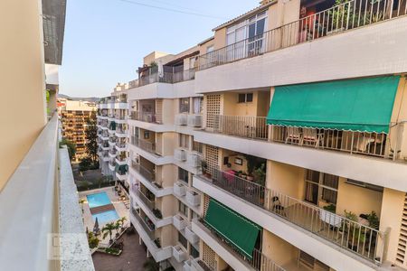 Apartamento à venda com 139m², 3 quartos e 1 vaga Apartamento à venda com 139m², 3 quartos e 1 vagaVista Varanda Sala
