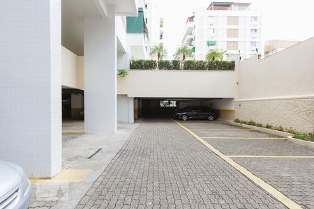 Apartamento à venda com 139m², 3 quartos e 1 vaga Apartamento à venda com 139m², 3 quartos e 1 vagaGaragem