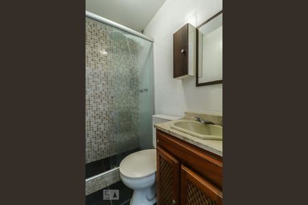 Apartamento à venda com 139m², 3 quartos e 1 vaga Apartamento à venda com 139m², 3 quartos e 1 vagaBanheiro Social 2