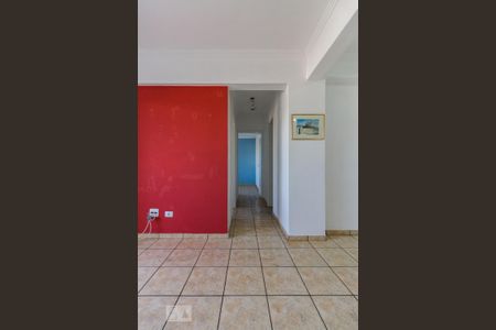 Corredor dos Quartos e Banheiro de apartamento à venda com 2 quartos, 55m² em Vila Beatriz, São Paulo