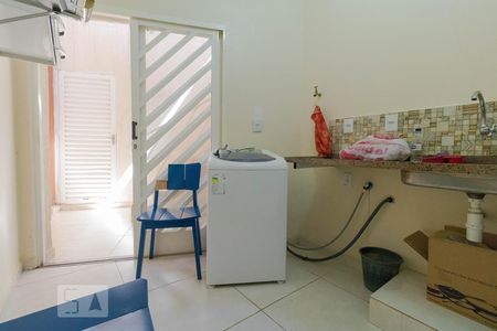 Studio para alugar com 50m², 1 quarto e sem vaga Studio para alugar com 50m², 1 quarto e sem vagaCozinha e Área de Serviço