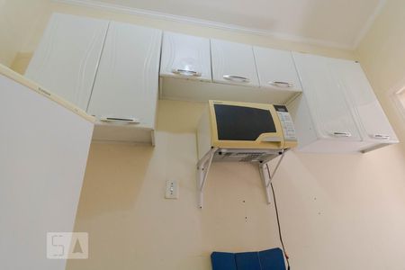 Studio para alugar com 50m², 1 quarto e sem vaga Studio para alugar com 50m², 1 quarto e sem vagaCozinha - Armários