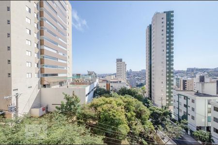 Apartamento para alugar com 2 quartos, 60m² em Buritis, Belo Horizonte