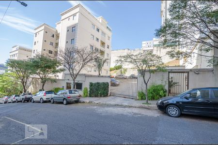 Apartamento para alugar com 60m², 2 quartos e 1 vagaFachada