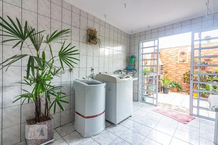 Casa à venda com 249m², 5 quartos e 2 vagasÁrea de Serviço