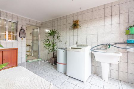 Casa à venda com 249m², 5 quartos e 2 vagasÁrea de Serviço