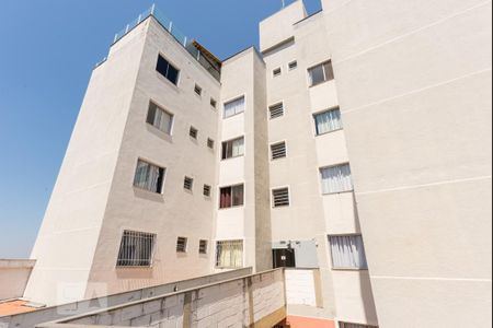 Apartamento para alugar com 60m², 2 quartos e 1 vagaFachada