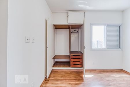 Primeiro dormitório de apartamento para alugar com 2 quartos, 70m² em Brooklin Paulista, São Paulo