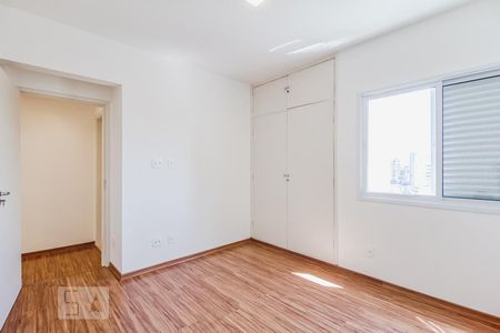 Primeiro dormitório de apartamento para alugar com 2 quartos, 70m² em Brooklin Paulista, São Paulo