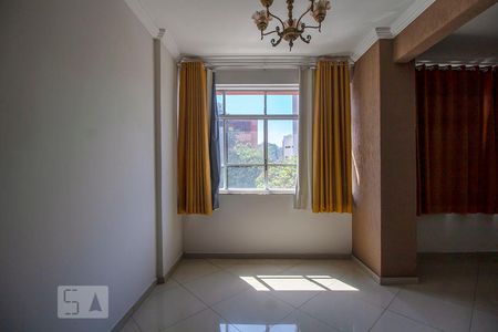 Apartamento à venda com 140m², 3 quartos e sem vagaSala