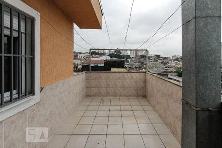 Casa para alugar com 174m², 3 quartos e 2 vagas Casa para alugar com 174m², 3 quartos e 2 vagasTerraço
