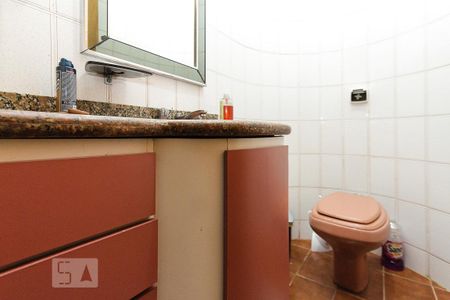 Lavabo de casa para alugar com 3 quartos, 174m² em Vila São Domingos, São Paulo