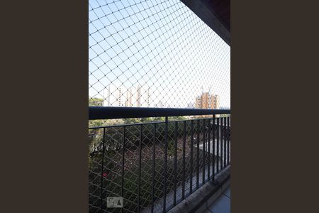 Apartamento à venda com 77m², 3 quartos e 2 vagasVaranda do Quarto 2