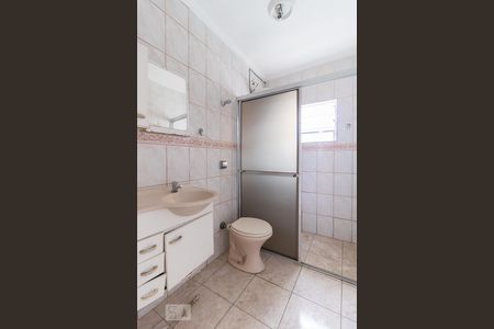 Banheiro de casa à venda com 2 quartos, 100m² em Vila Santa Inês, São Paulo